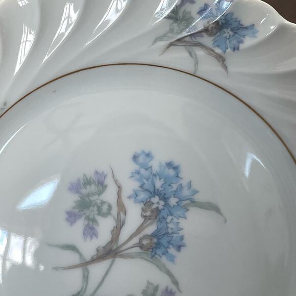 Haviland Limoges Bergere Bread & Butter Plates Lot of 5 White Blue Floral Swirl - Picture 13 of 16
